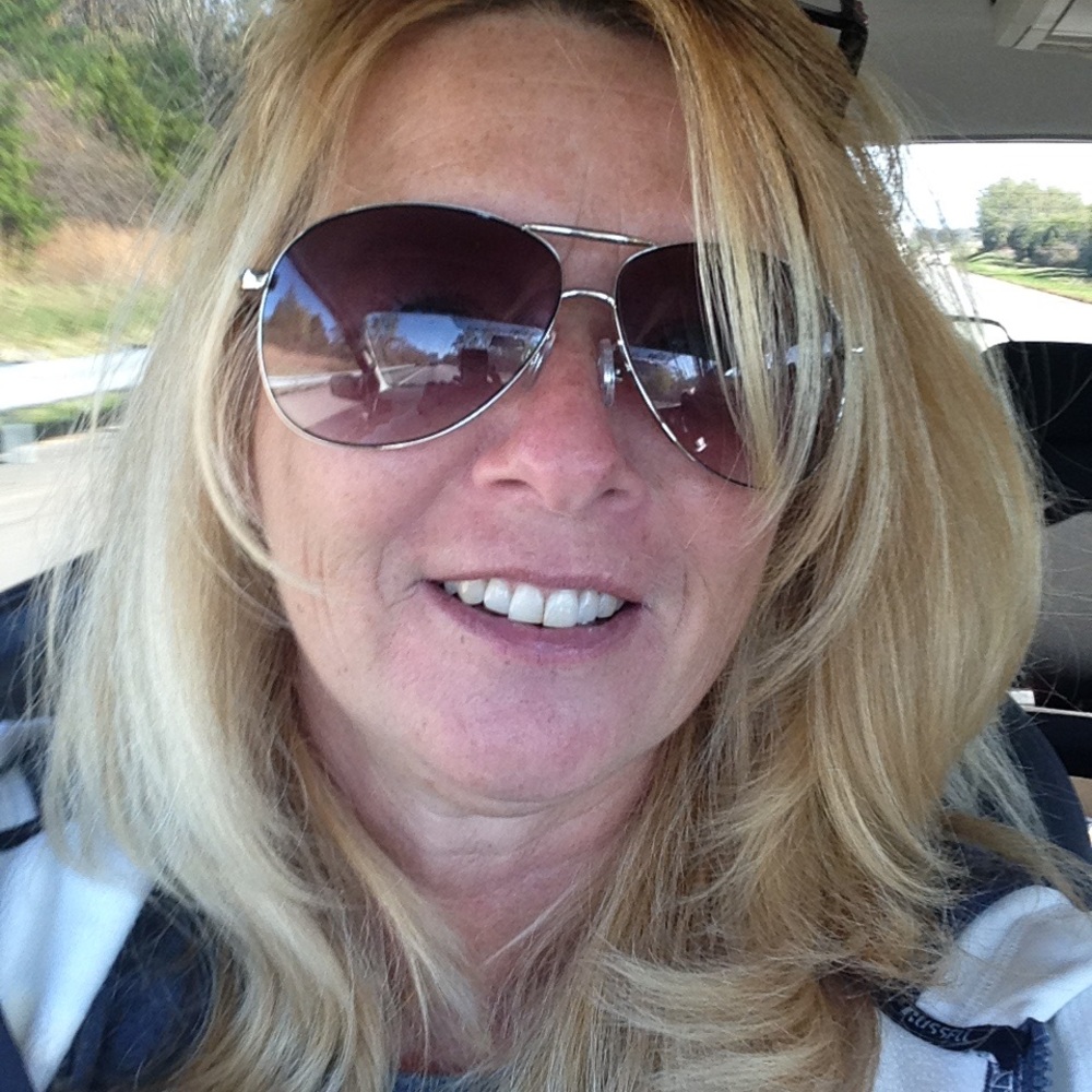 Meet your Posher, Joy